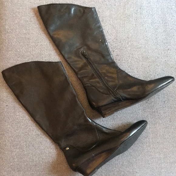 Black Calvin Klein Size 7 Leather in Black 🖤👢 - Picture 2 of 8